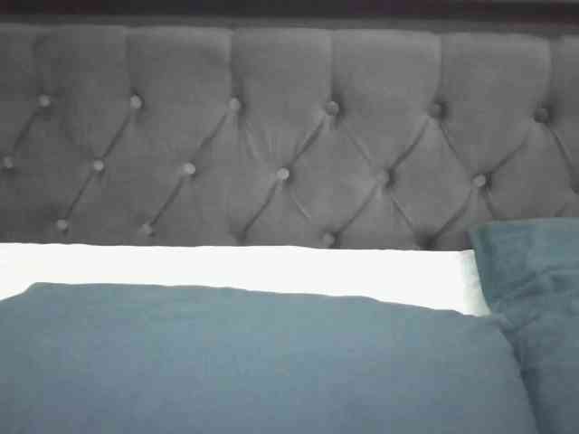 Yumhi18 webcam