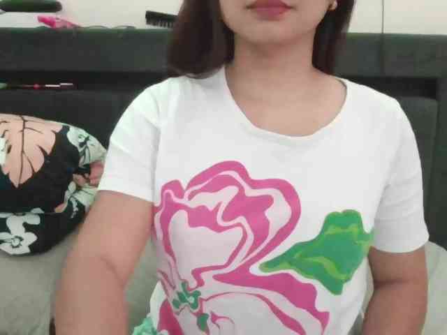 Yumhi18 webcam