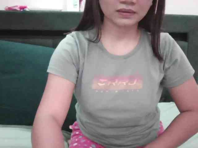 Yumhi18 webcam