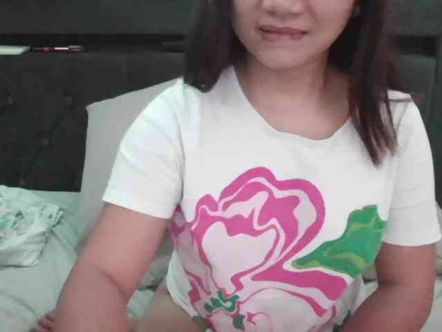 Yumhi18 webcam