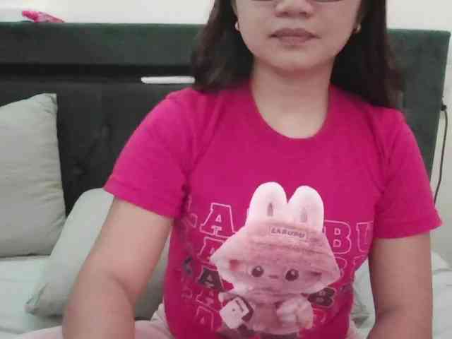 Yumhi18 webcam