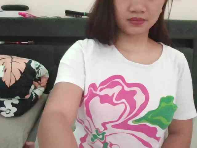 Yumhi18 webcam