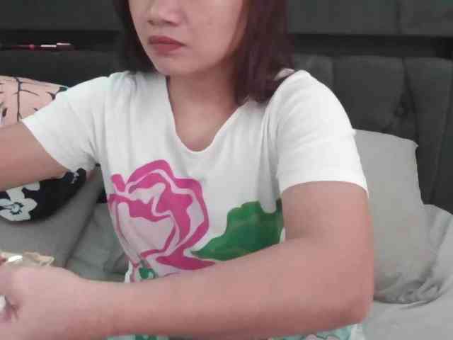 Yumhi18 webcam
