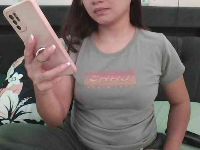 Yumhi18 webcam