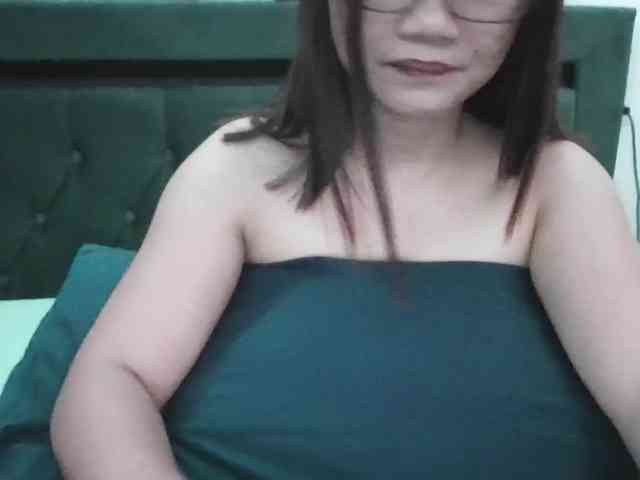 Yumhi18 webcam