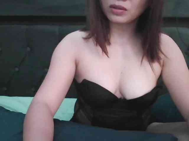 Yumhi18 webcam