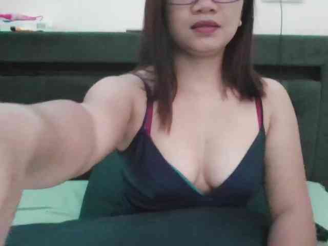 Yumhi18 webcam