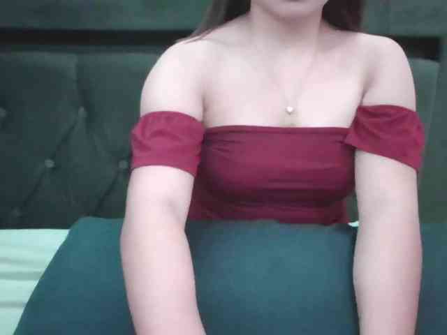 Yumhi18 webcam