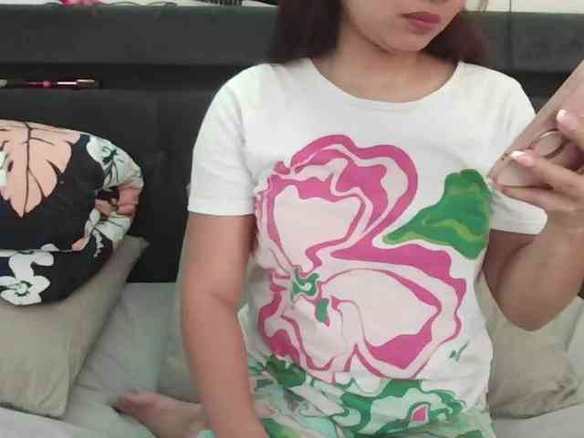 Yumhi18 webcam