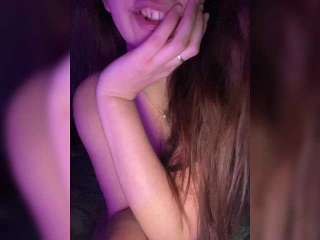 Vishenka69's BongaCams show and profile