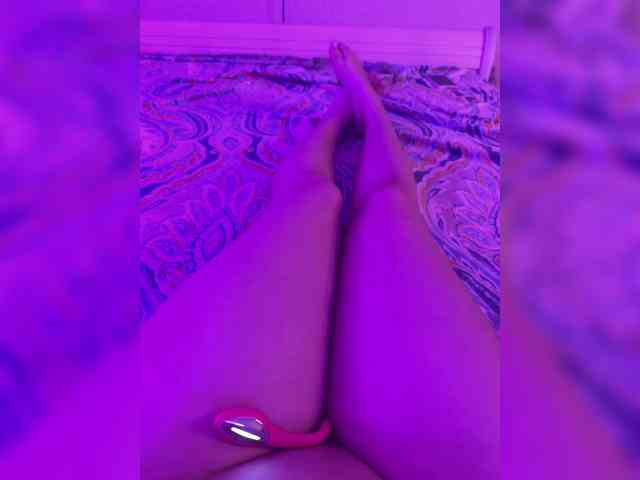 Vishenka69 Live Webcam on BongaCams