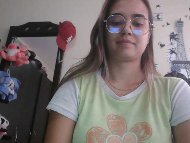 trianabell's BongaCams show and profile