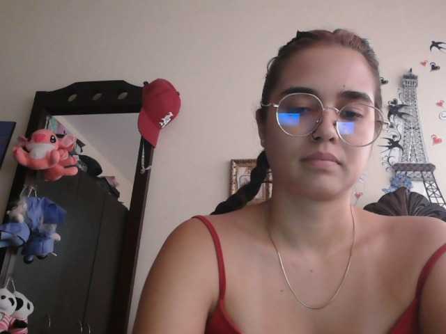 trianabell's BongaCams show and profile
