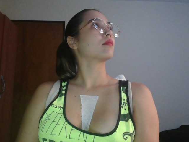 trianabell from BongaCams is Freechat