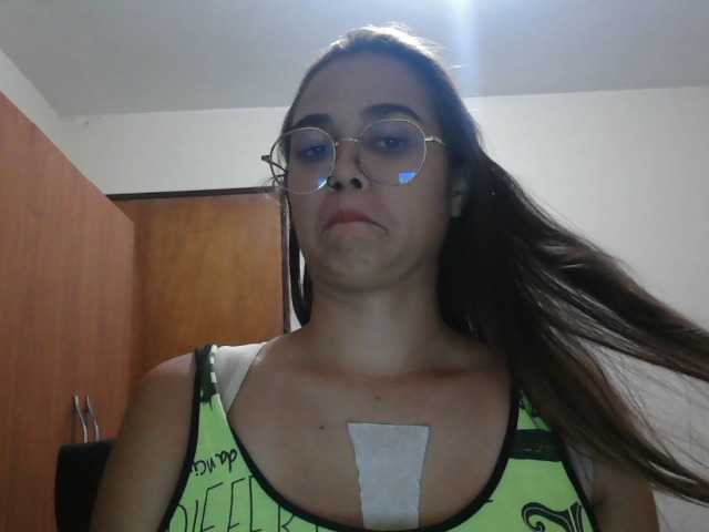 trianabell's BongaCams show and profile