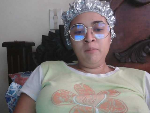 trianabell's BongaCams show and profile