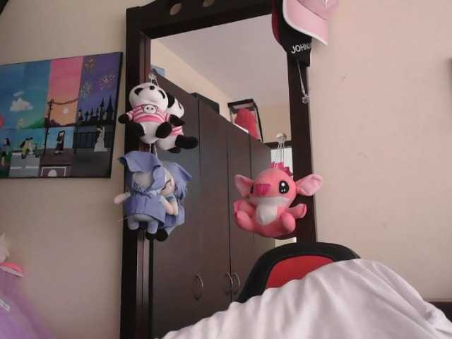 trianabell's BongaCams show and profile