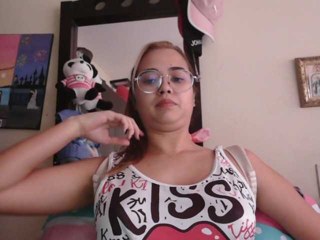 trianabell's BongaCams show and profile