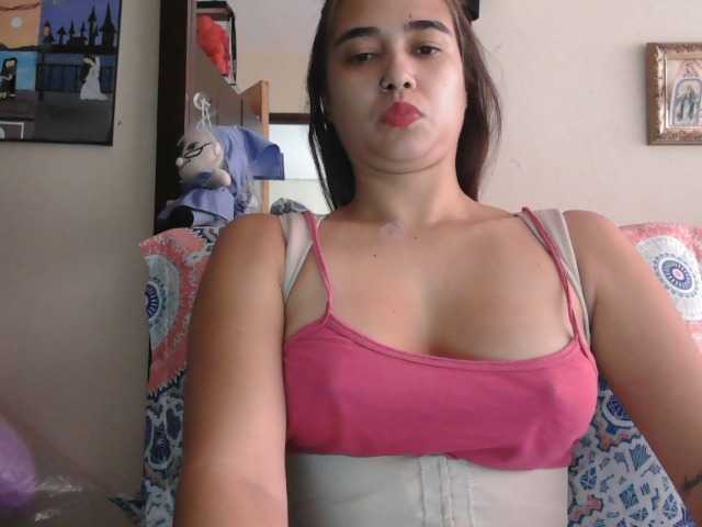 trianabell's BongaCams show and profile