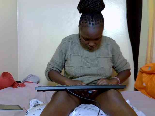 SexyDebie webcam