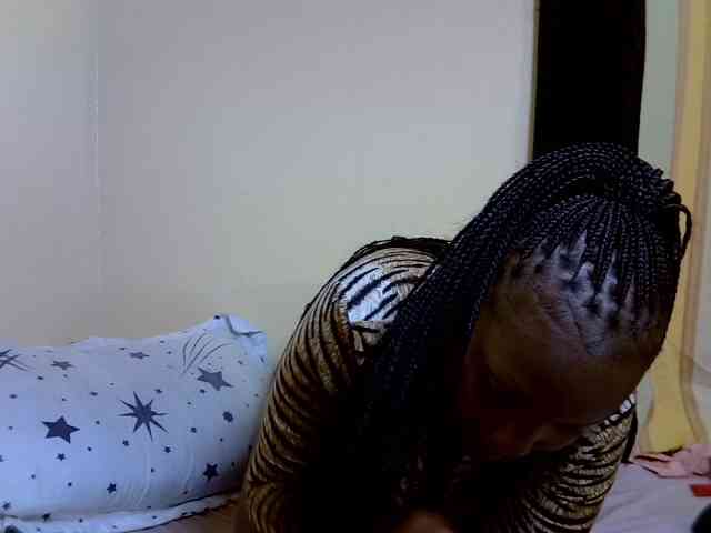 SexyDebie webcam