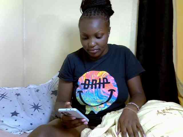 SexyDebie webcam