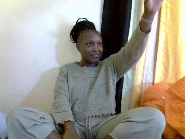 SexyDebie webcam