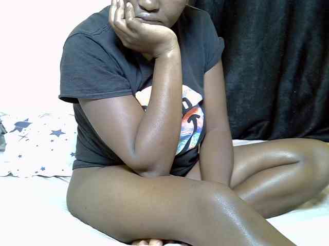 SexyDebie webcam