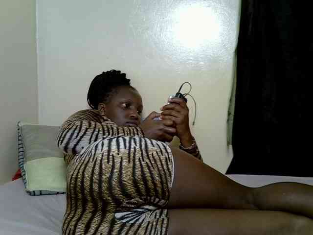 SexyDebie webcam