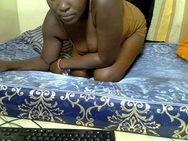 SexyDebie webcam