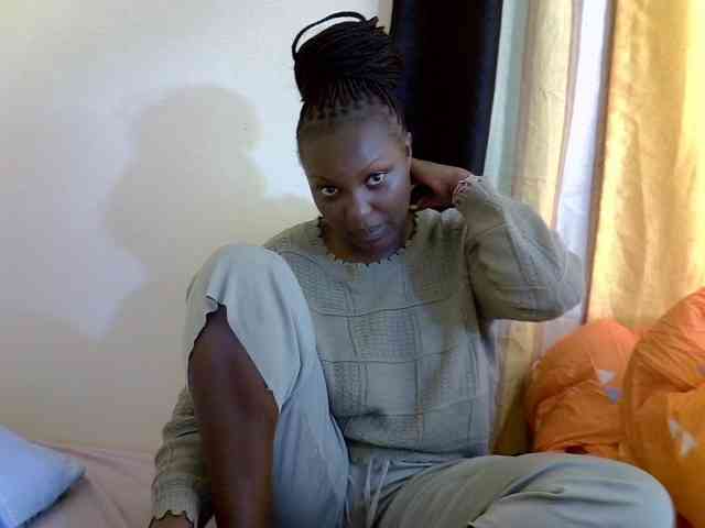 SexyDebie webcam