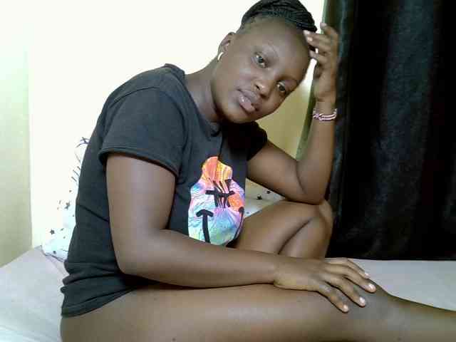 SexyDebie webcam