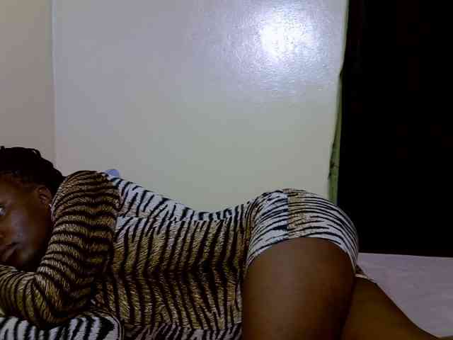 SexyDebie webcam