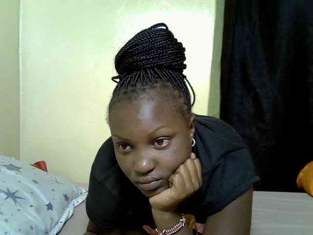 SexyDebie webcam