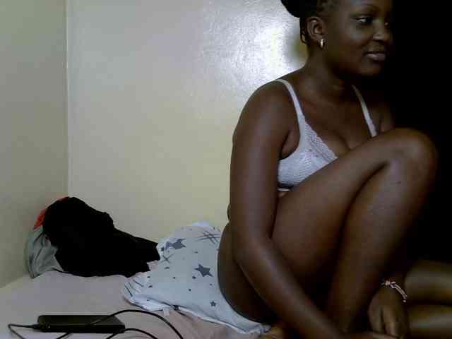 SexyDebie webcam