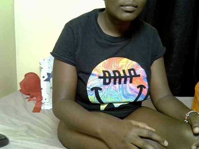 SexyDebie webcam