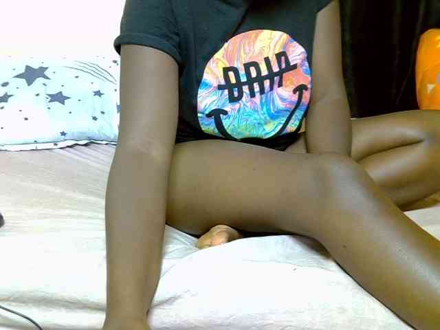 SexyDebie webcam