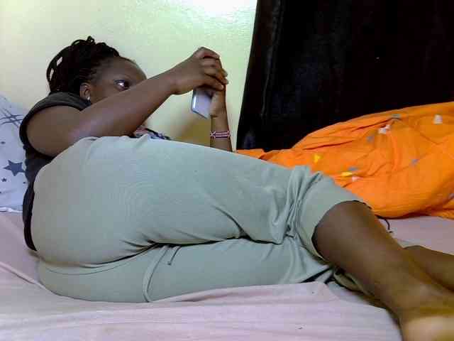 SexyDebie webcam