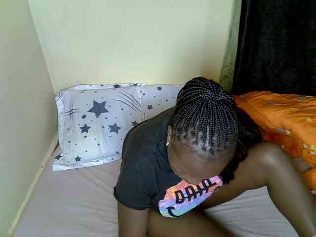 SexyDebie webcam