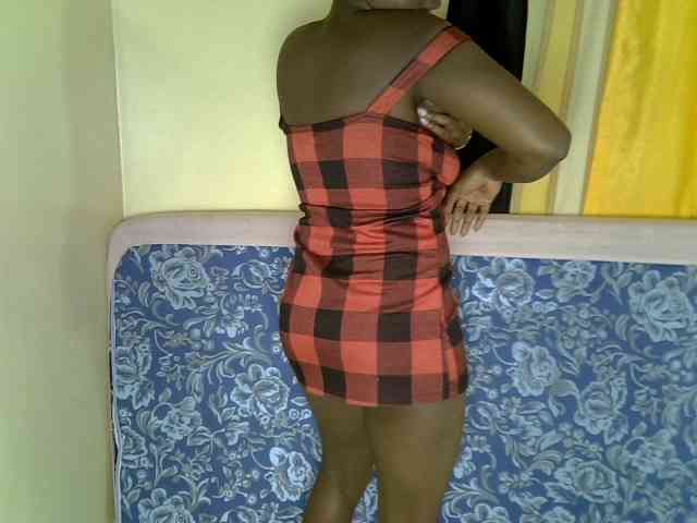 SexyDebie webcam