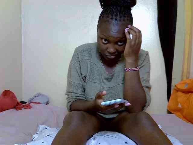 SexyDebie webcam