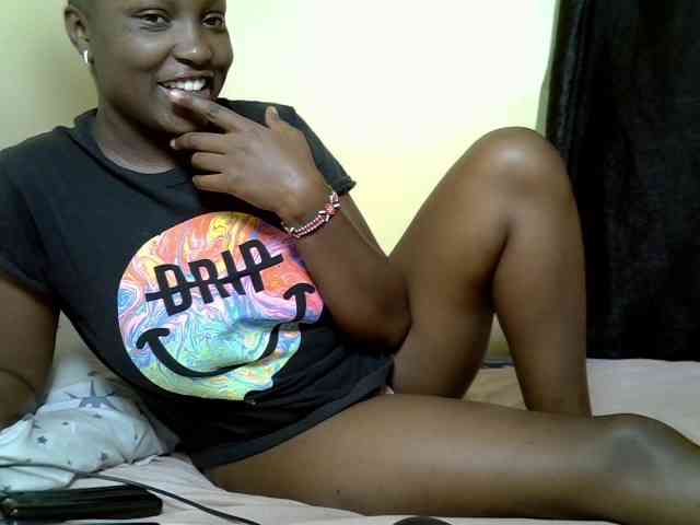 SexyDebie webcam
