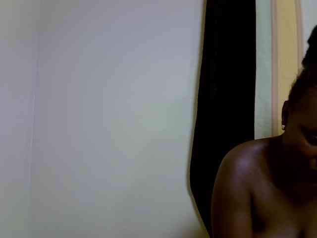 SexyDebie webcam