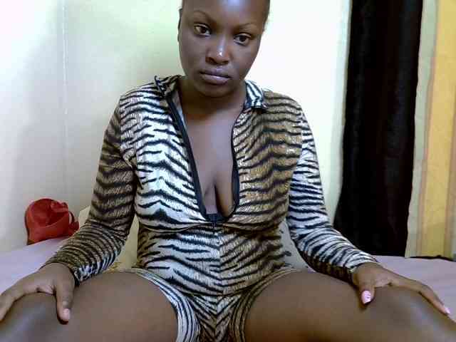 SexyDebie webcam