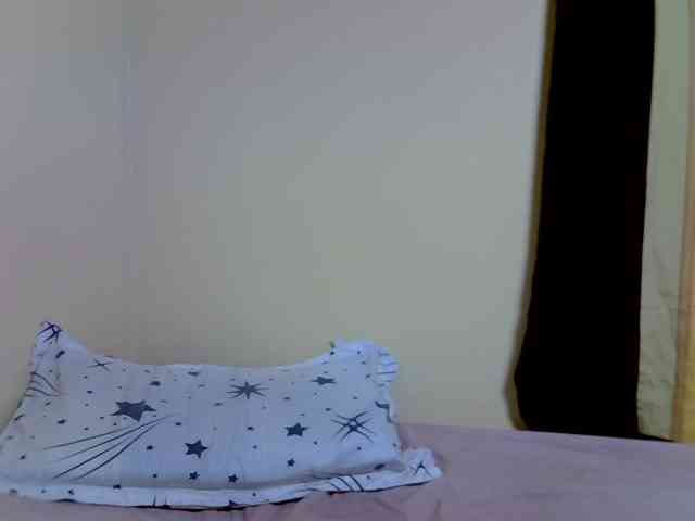 SexyDebie webcam