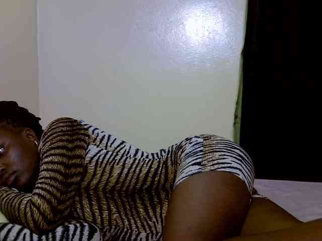 SexyDebie webcam