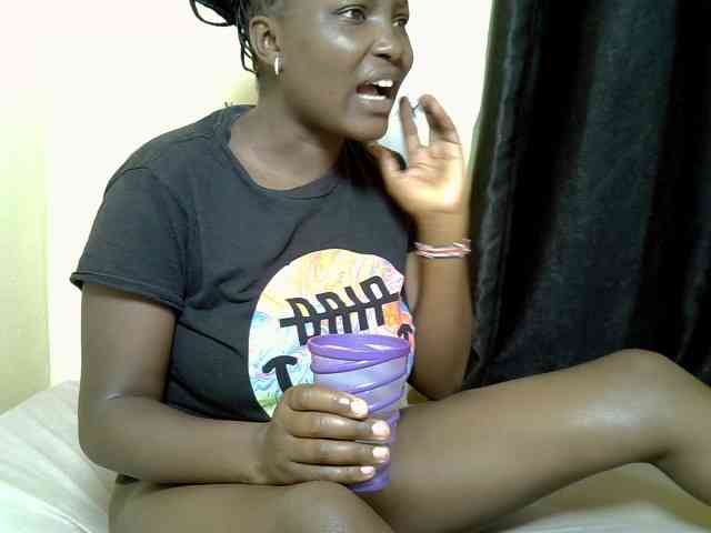 SexyDebie webcam