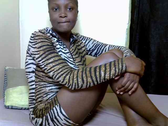 SexyDebie webcam
