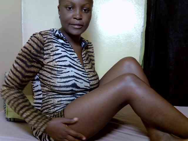 SexyDebie webcam