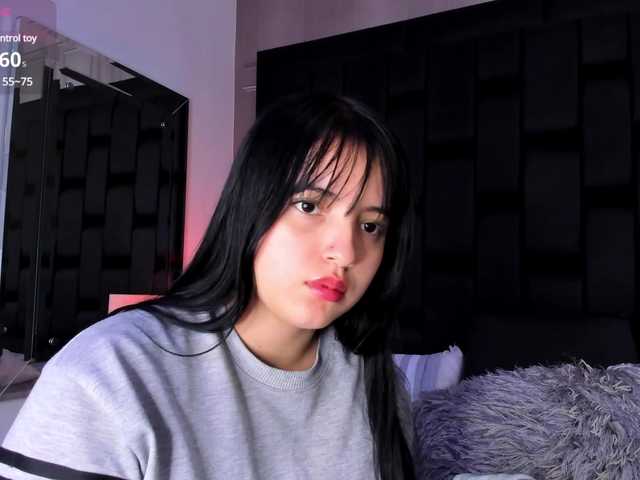  MiahScott chat room